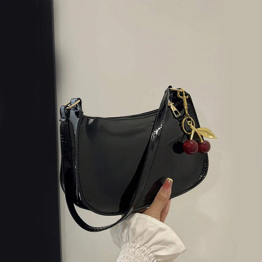 Bolsa Feminina de Ombro em Couro PU com Pingente de Cereja Casual
