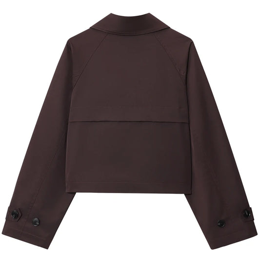Trench Coat Feminino Cropped Marrom Chocolate com Manga Longa e Fechamento Duplo