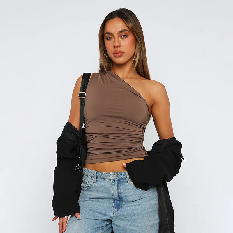 Blusa Feminina Um Ombro Só com Costas Abertas e Caimento Ajustado