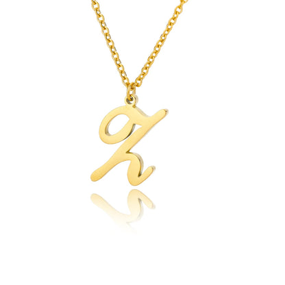 Colar Feminino com Inicial Dourada em Aço Inoxidável e Design Minimalista