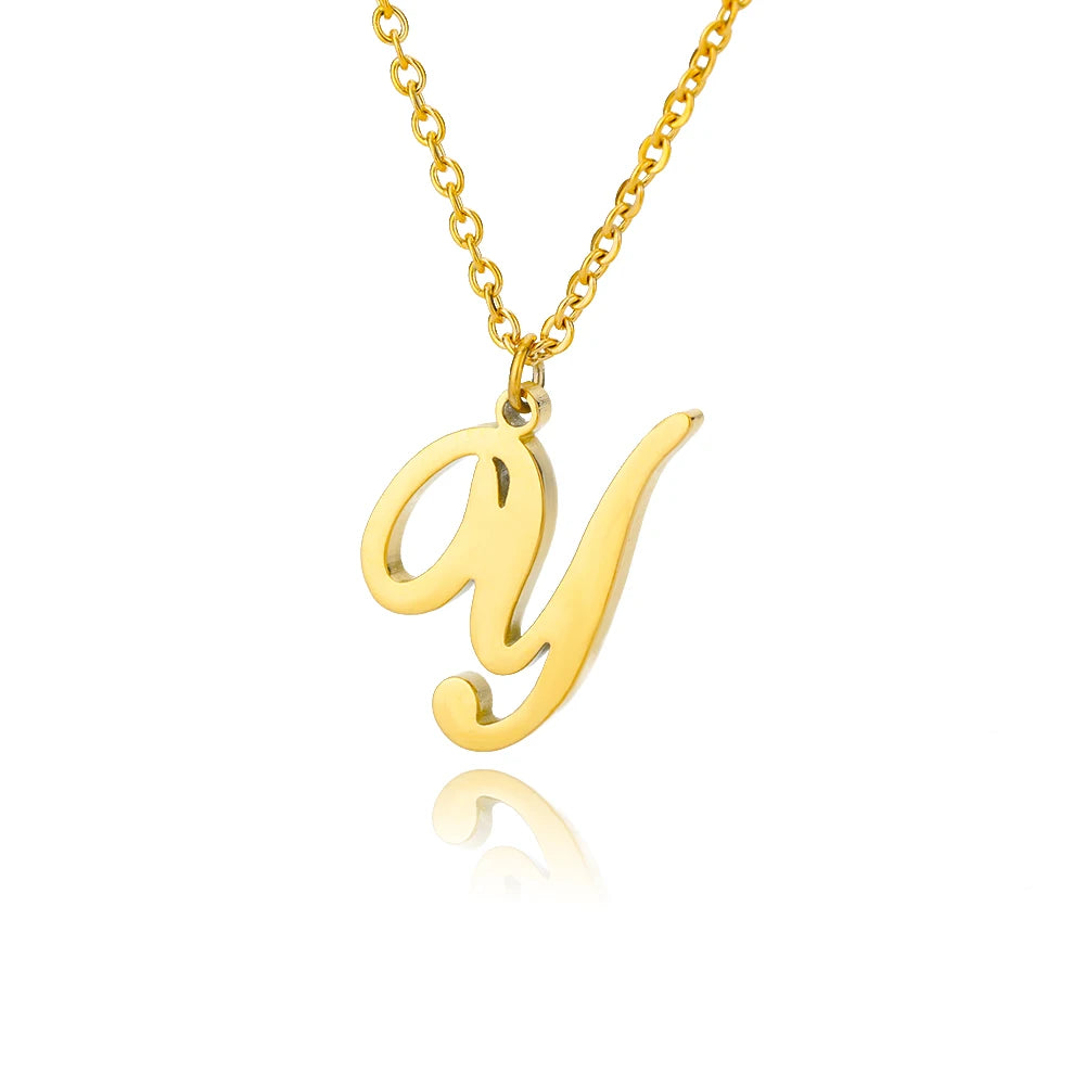 Colar Feminino com Inicial Dourada em Aço Inoxidável e Design Minimalista