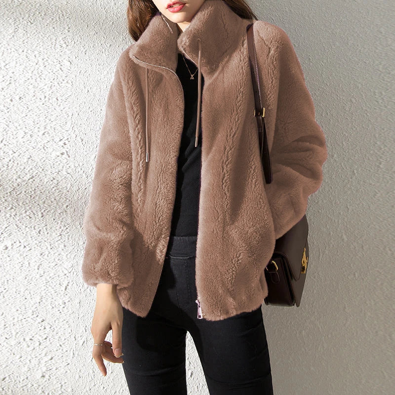 Moletom Feminino Quente em Fleece Dupla Face com Gola Alta e Caimento Solto
