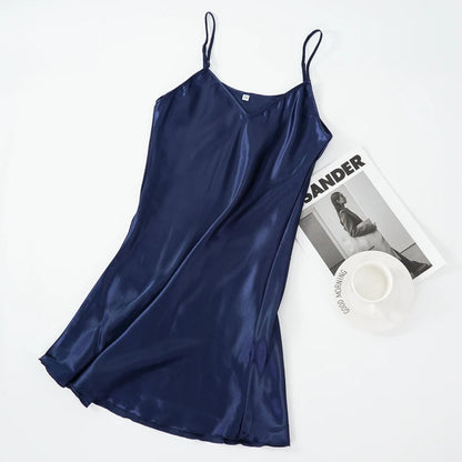 Camisola Feminina em Seda com Alças Ajustáveis, Toque Macio e Caimento Solto
