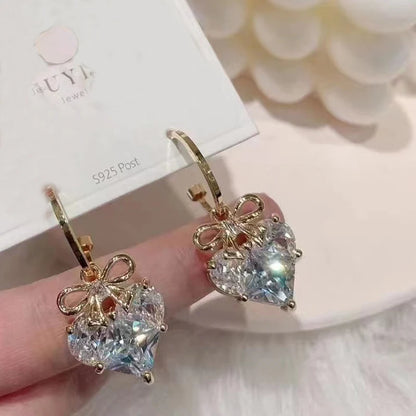 Brincos Femininos com Zircônia Rosa em Formato de Coração, Delicados e Elegantes