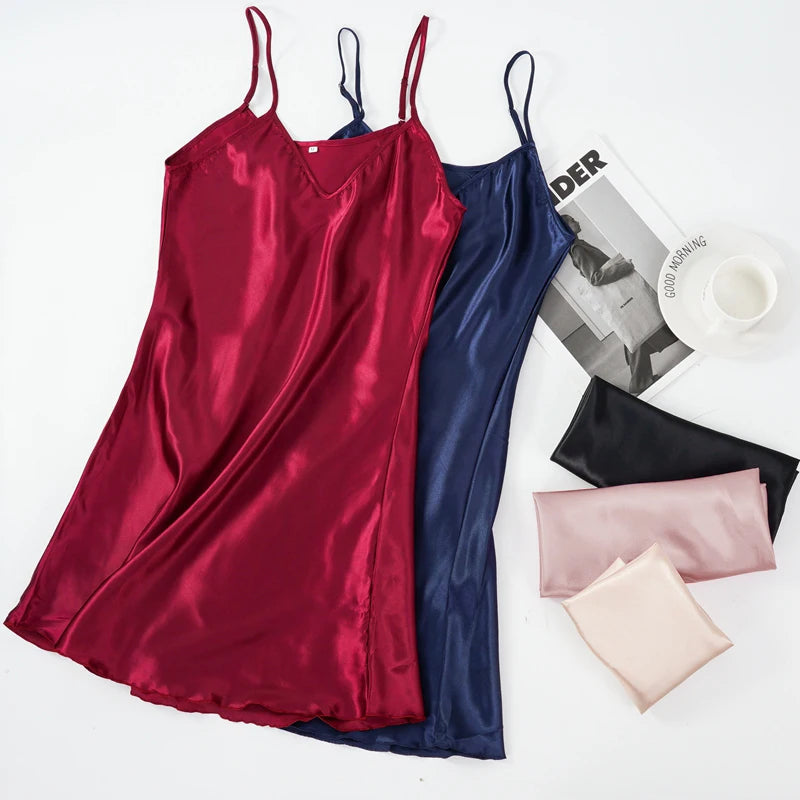 Camisola Feminina em Seda com Alças Ajustáveis, Toque Macio e Caimento Solto