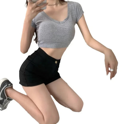 Short Jeans Feminino com Cintura Alta, Caimento Solto e Design Moderno