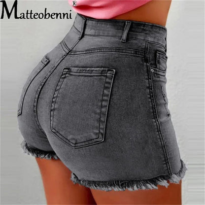 Short Jeans Feminino de Cintura Alta com Acabamento Desfiado e Design Moderno