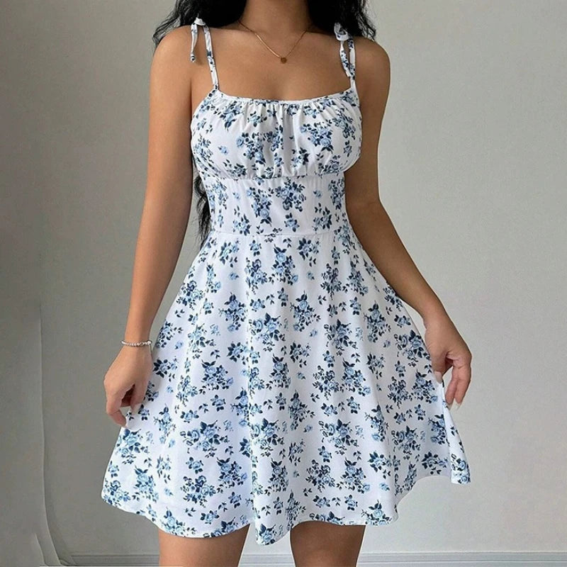Vestido Feminino Floral com Alças Finas, Leve e Delicado