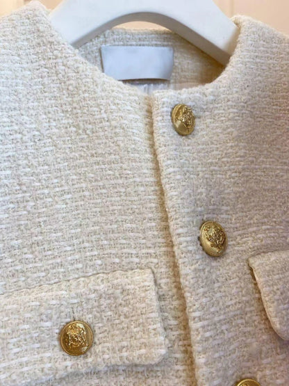 Casaco Feminino Tweed com Botões Dourados