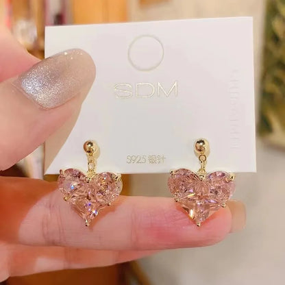 Brincos Femininos com Zircônia Rosa em Formato de Coração, Delicados e Elegantes