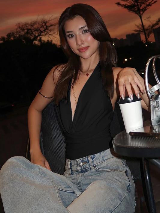 Top Feminino Nibber Halter com Costas Abertas e Franzido Ajustado