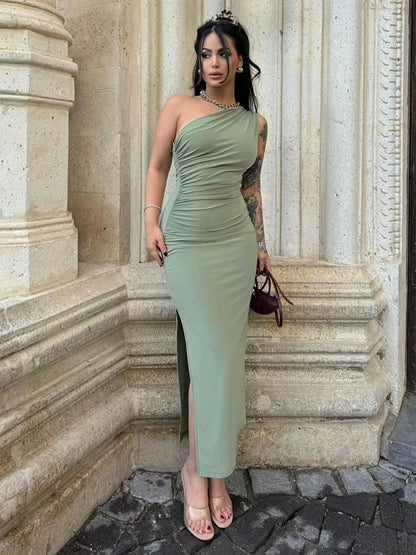Vestido Feminino Longo com Fenda Lateral, Costas Abertas e Caimento Sofisticado