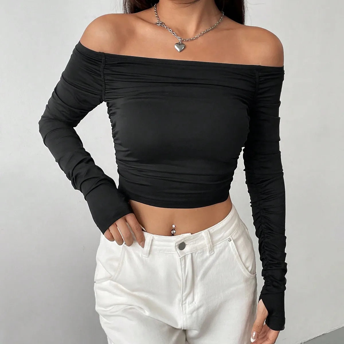 Blusa Feminina Slim Manga Longa com Recorte no Ombro