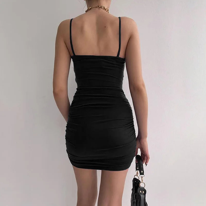 Vestido Feminino Bodycon com Alça Fina e Costas Abertas