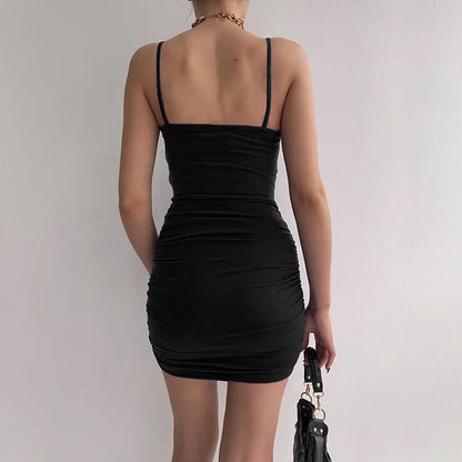 Vestido Feminino Bodycon com Alça Fina e Costas Abertas