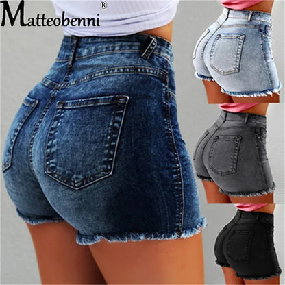 Short Jeans Feminino de Cintura Alta com Acabamento Desfiado e Design Moderno