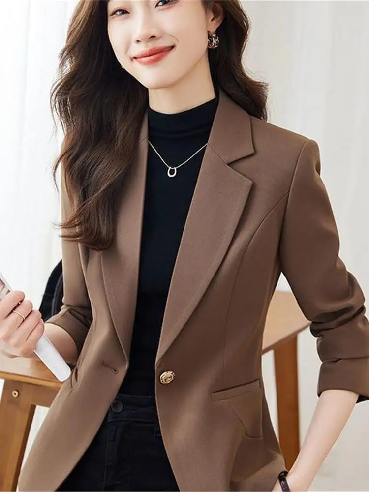 Blazer Feminino, Acinturado, Curto e Leve, Casual e Elegante