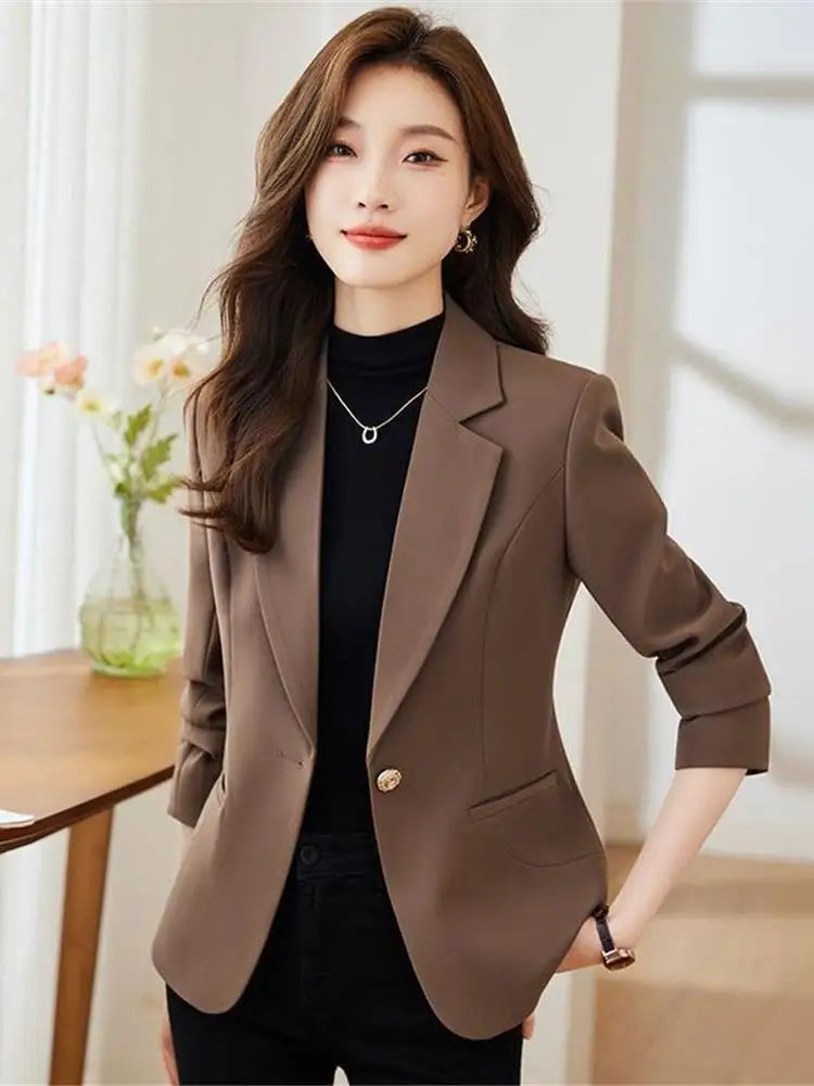 Blazer Feminino, Acinturado, Curto e Leve, Casual e Elegante