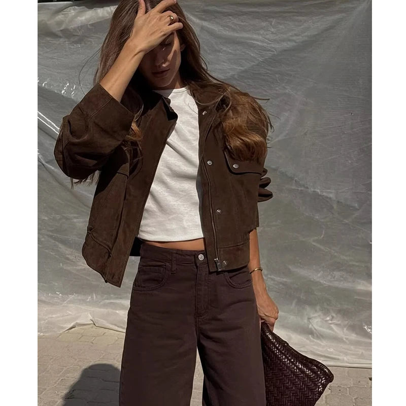 Jaqueta Feminina de Outono 2025 com Bolsos Grandes e Ajuste Slim