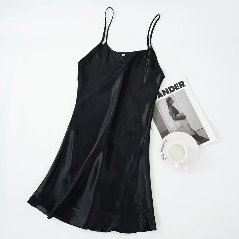 Camisola Feminina em Seda com Alças Ajustáveis, Toque Macio e Caimento Solto