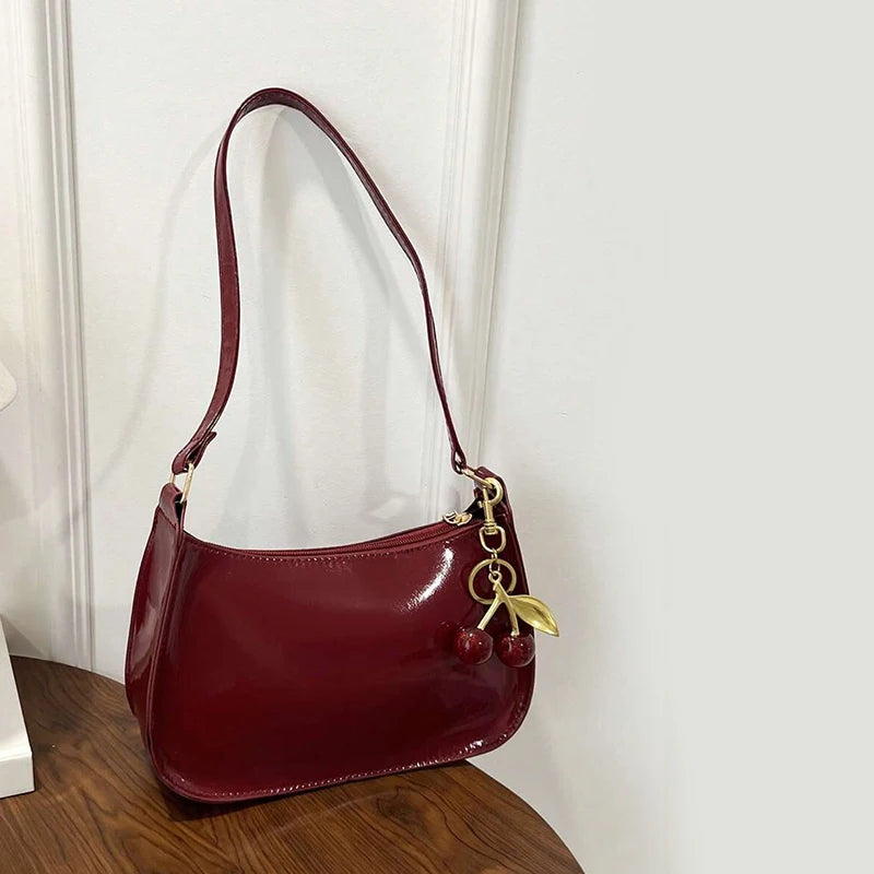 Bolsa Feminina de Ombro em Couro PU com Pingente de Cereja Casual
