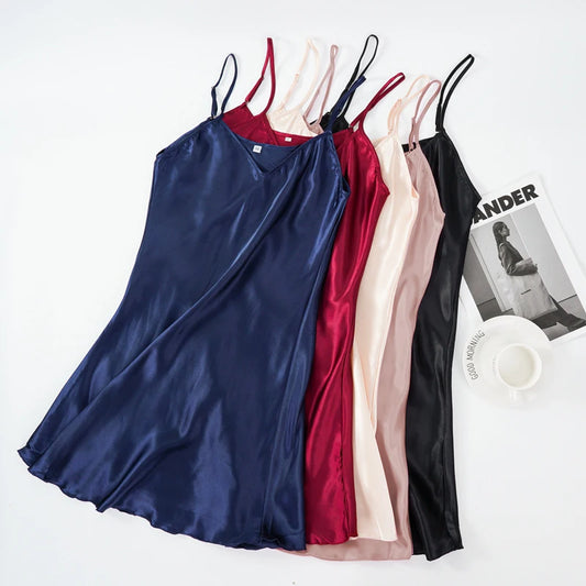 Camisola Feminina em Seda com Alças Ajustáveis, Toque Macio e Caimento Solto