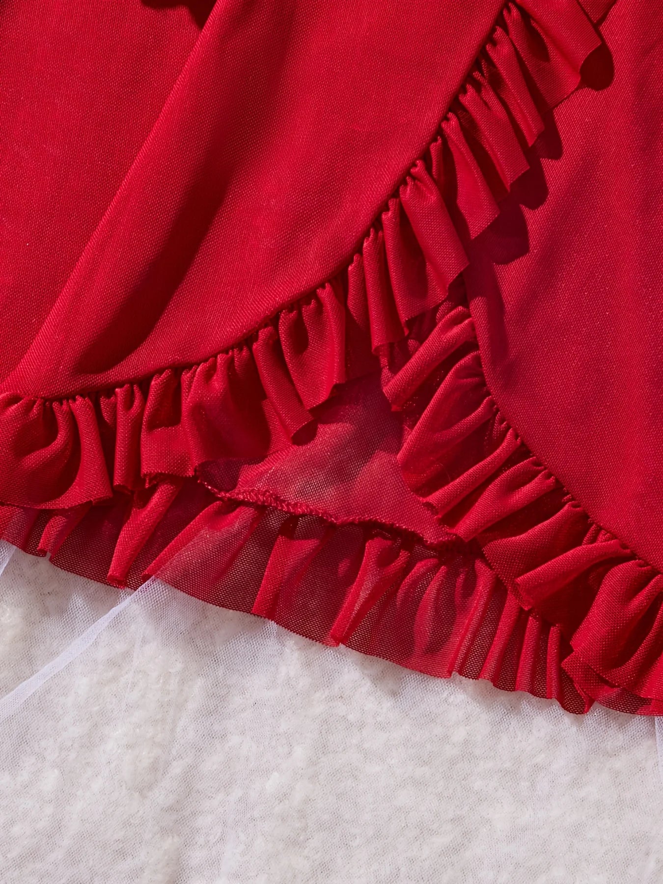 Conjunto de Lingerie Feminina em Renda com Camisola e Calcinha Vermelha