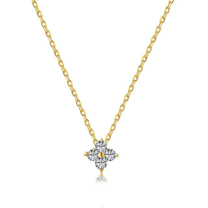 Colar Feminino Banhado a Ouro 18K com Trevo de Quatro Folhas e Zircônias