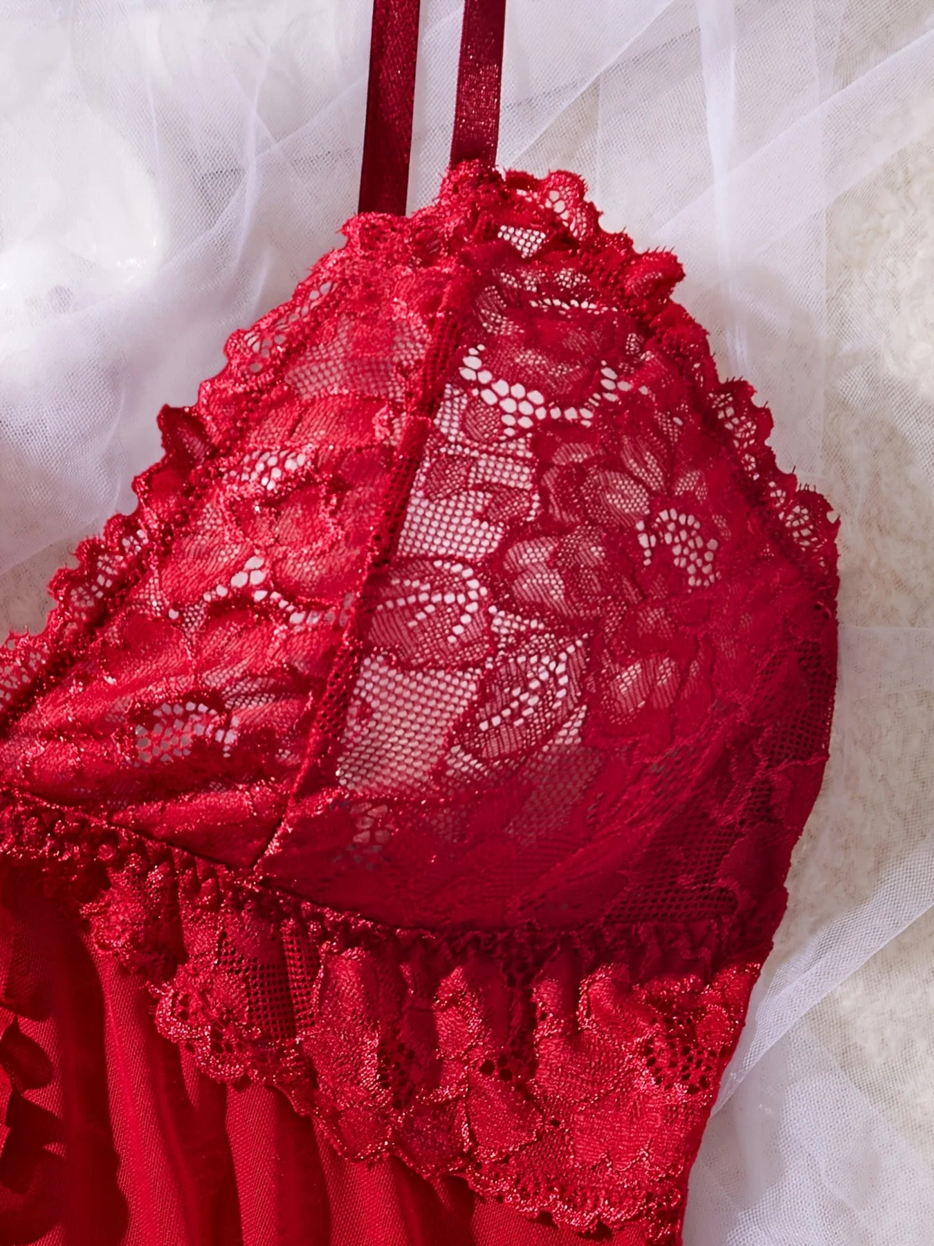 Conjunto de Lingerie Feminina em Renda com Camisola e Calcinha Vermelha