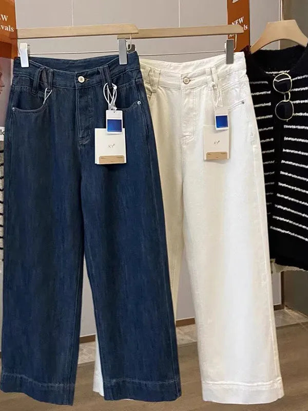 Calça Jeans Feminina Branca de Perna Reta, Cintura Alta e Modelagem Slim