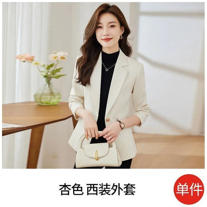 Blazer Feminino, Acinturado, Curto e Leve, Casual e Elegante