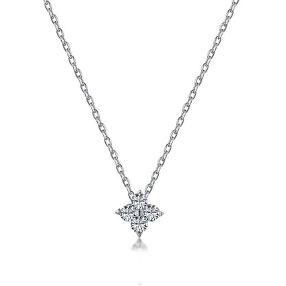 Colar Feminino Banhado a Ouro 18K com Trevo de Quatro Folhas e Zircônias