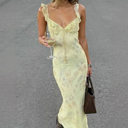 Vestido Feminino Longo Floral com Alças Finas, Decote Profundo e Costas Abertas