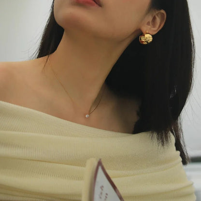 Colar Feminino em Aço Inoxidável Banhado a Ouro com Pingente de Zircônia