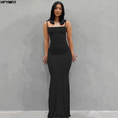 Vestido Longo Feminino em Cetim com Costas Abertas e Caimento Ajustado, Sofisticação e Elegância
