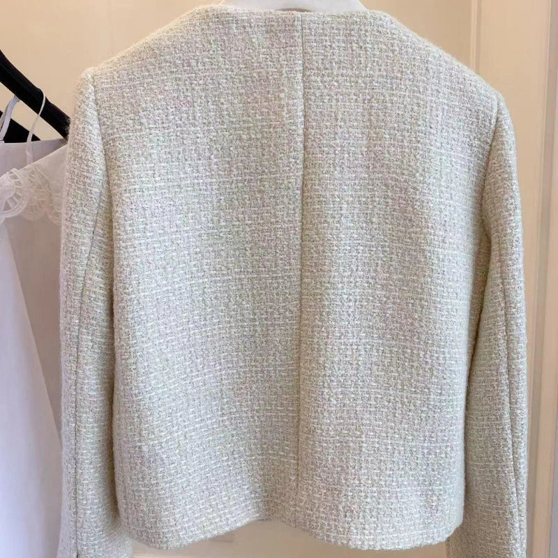 Casaco Feminino Tweed com Botões Dourados