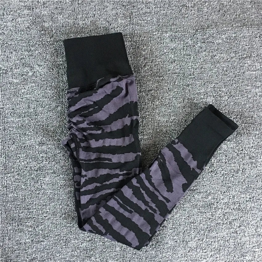 Conjunto Fitness Feminino QK Top e Legging